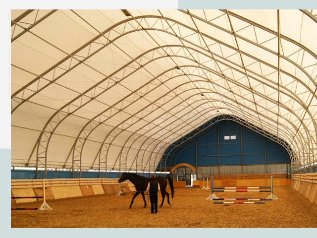 Строительство конных манежей в Волгограде