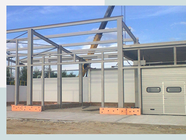 Строительство автосервисов от СтальСтрой-Влг по цене 623 руб.